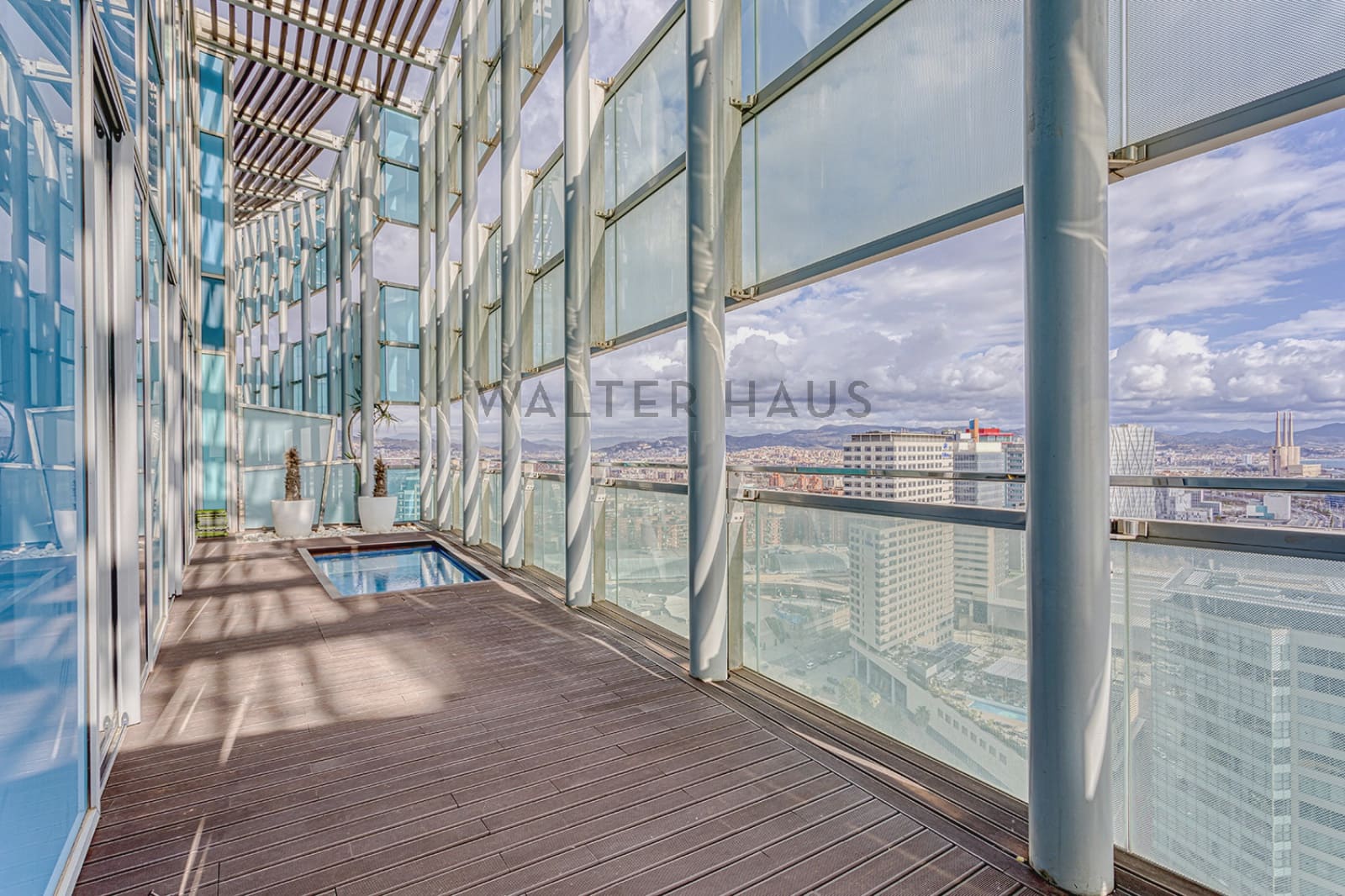 3 bedroom Penthouse for rent in Barcelona city with pool - € 5,700 (Ref: 8475540)