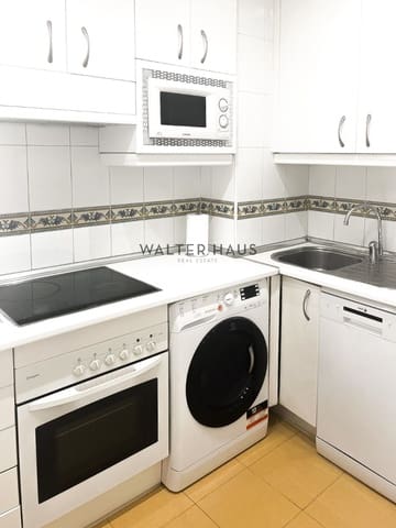 Piso de 2 habitaciones en Castellana, Madrid ciudad en alquiler con piscina - 3.400 € (Ref: 8488268)