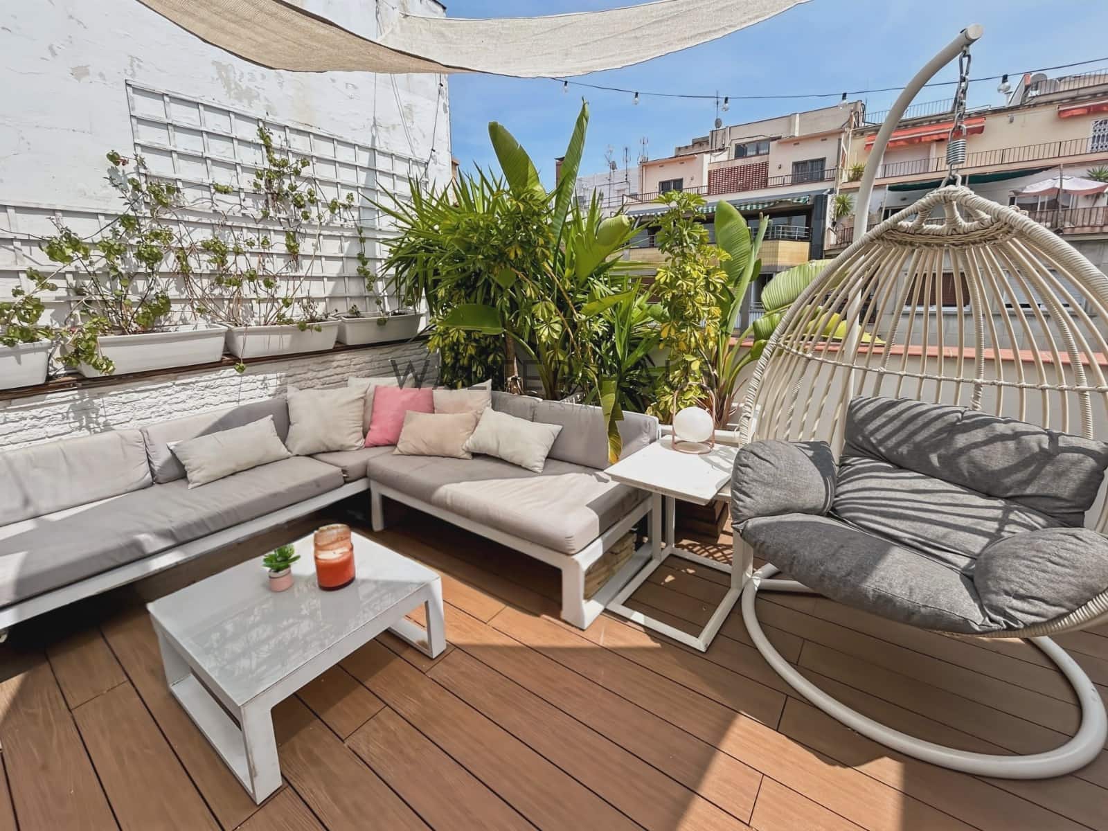 1 soveværelse Penthouse til leje i Barcelona by - € 2.300 (Ref: 8489640)