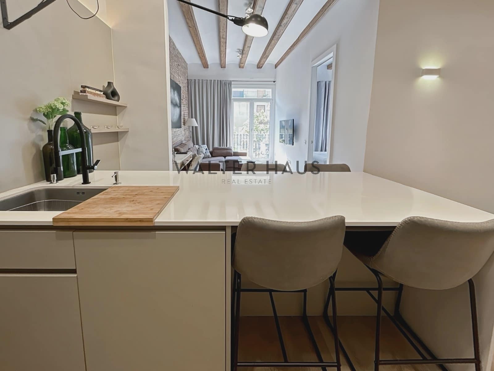 1 quarto Apartamento para arrendar em Barcelona cidade - 1 950 € (Ref: 8491301)