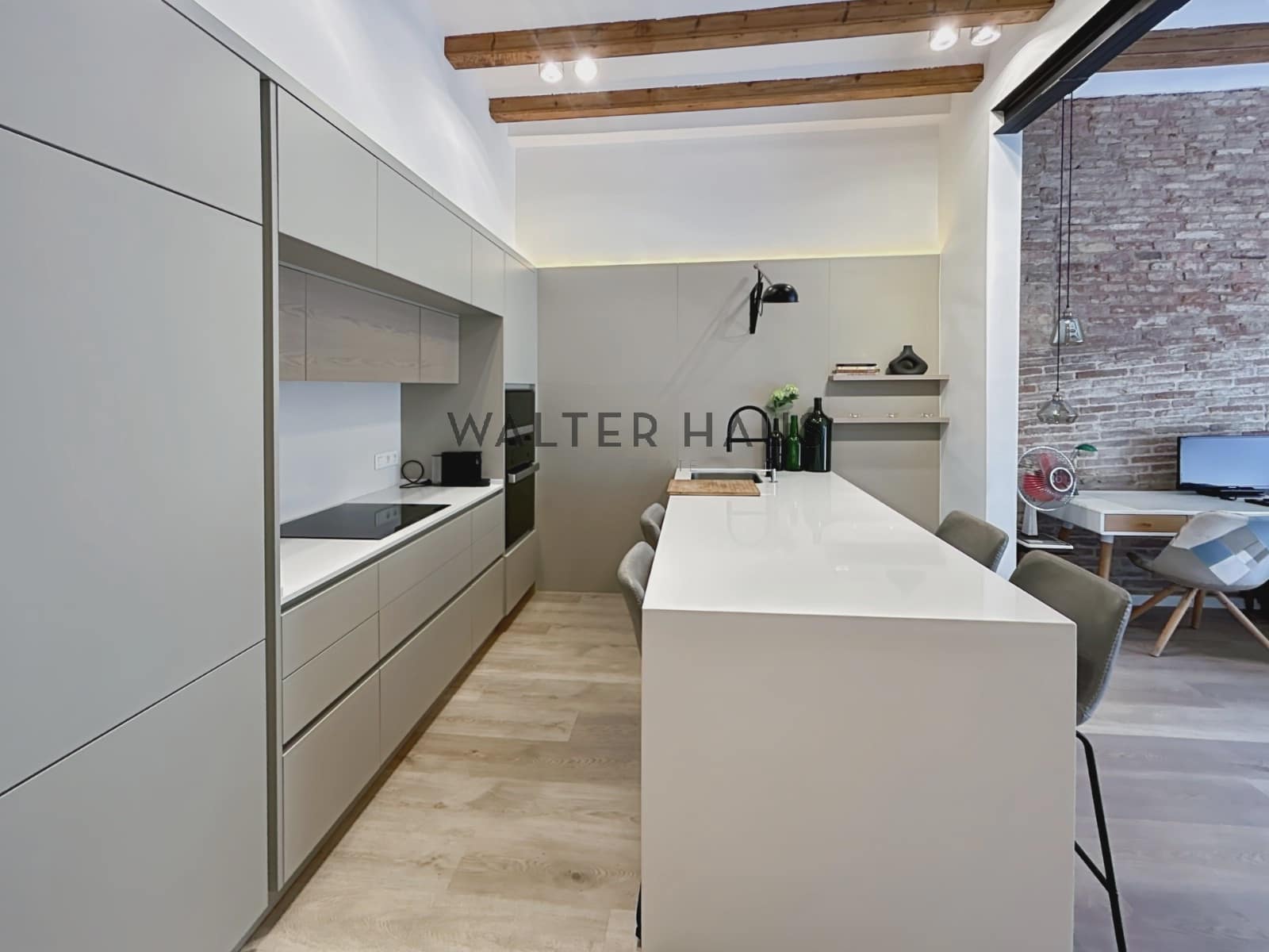 1 quarto Apartamento para arrendar em Barcelona cidade - 1 950 € (Ref: 8491301)