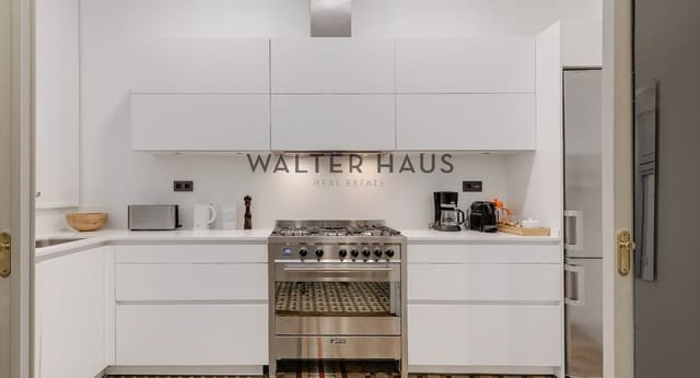 3 soveværelse Lejlighed til leje i La Dreta de L'Eixample, Barcelona by - € 8.000 (Ref: 8505085)