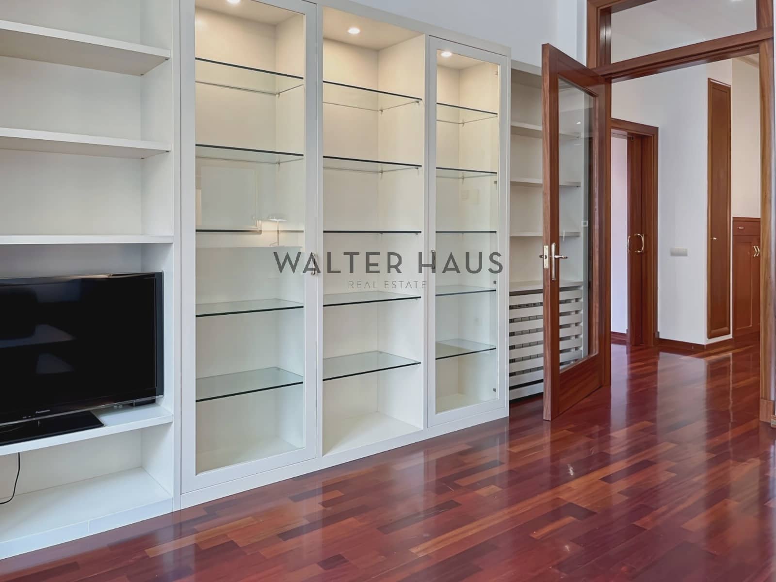 Piso de 2 habitaciones en Barcelona ciudad en alquiler - 2.800 € (Ref: 8506848)