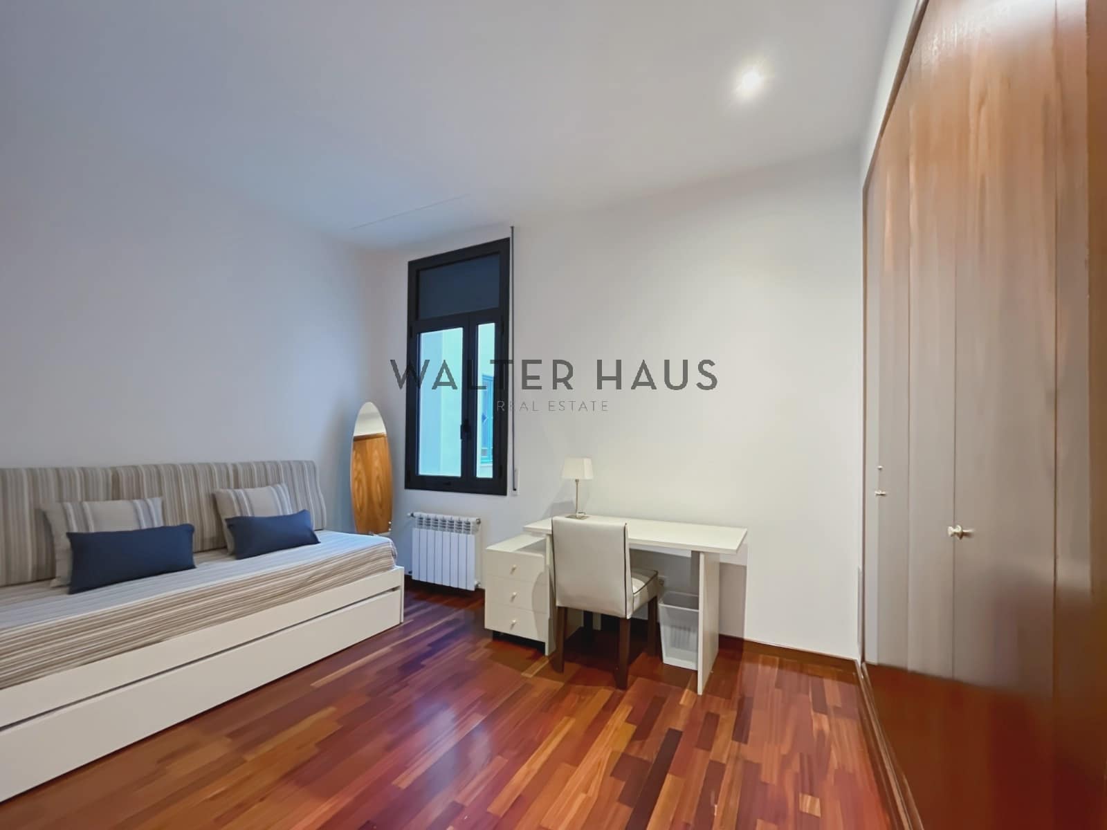 Piso de 2 habitaciones en Barcelona ciudad en alquiler - 2.800 € (Ref: 8506848)