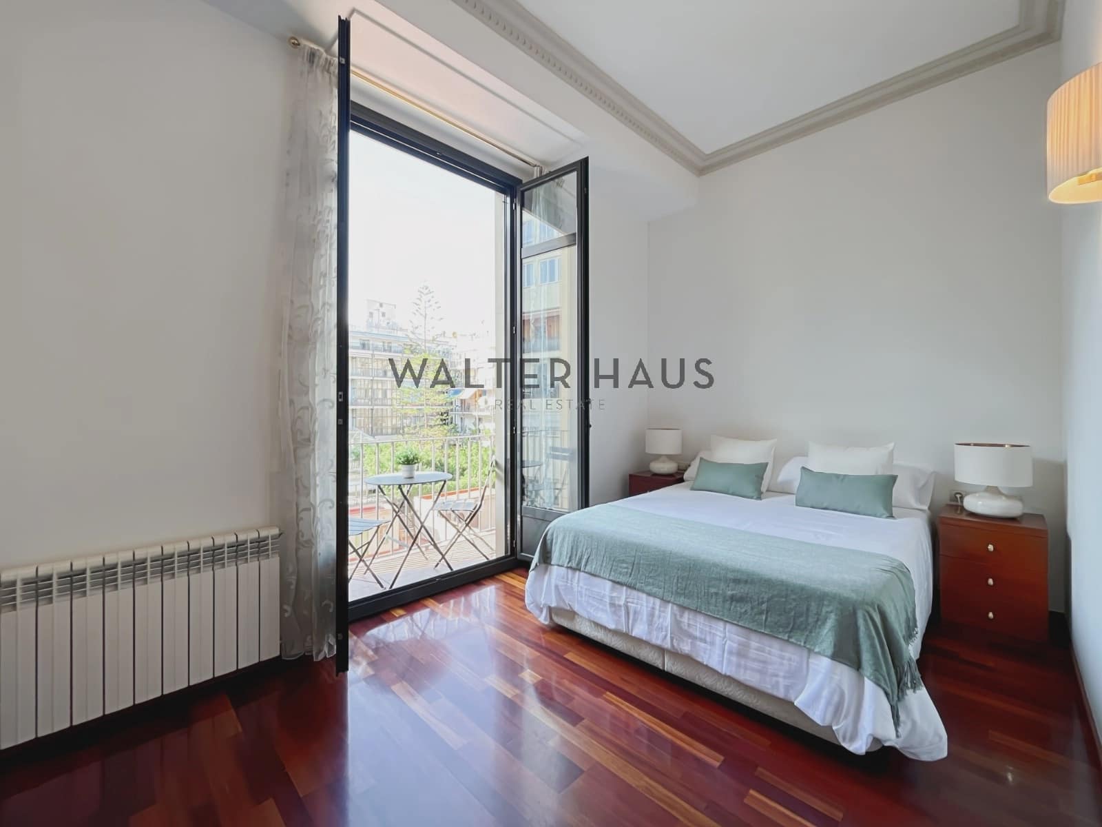Piso de 2 habitaciones en Barcelona ciudad en alquiler - 2.800 € (Ref: 8506848)