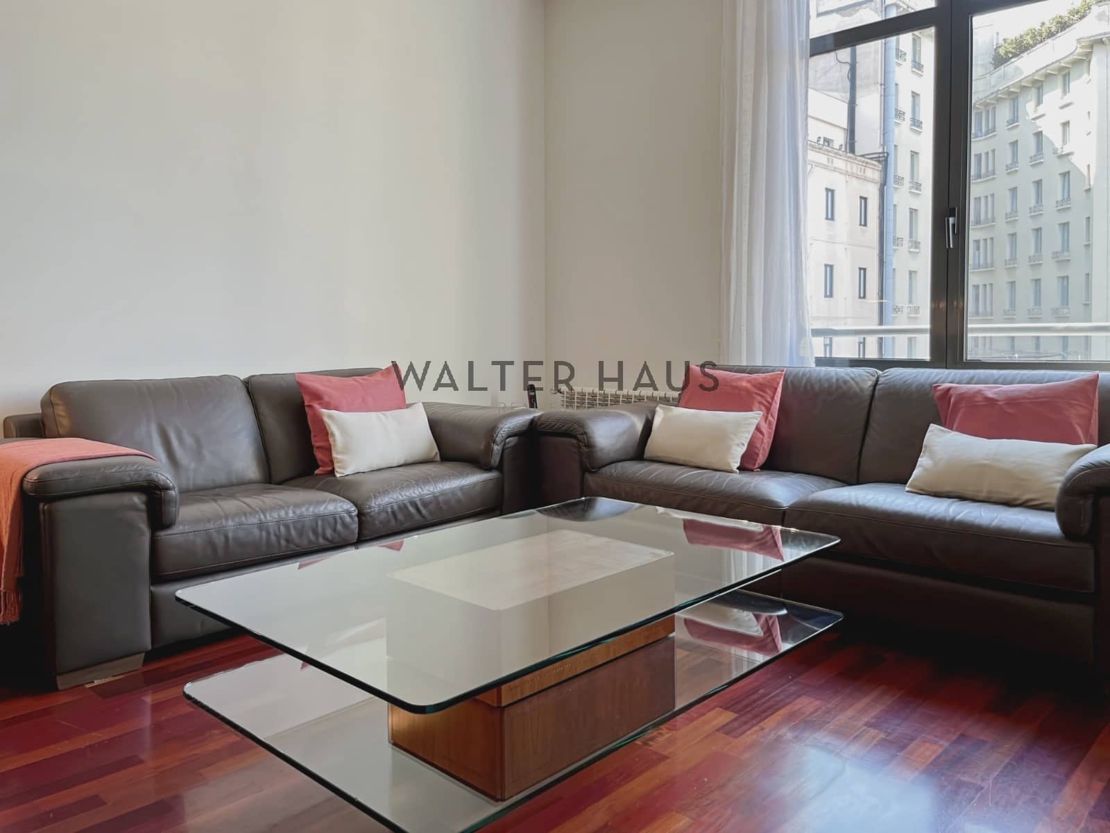 Piso de 2 habitaciones en Barcelona ciudad en alquiler - 2.800 € (Ref: 8506848)