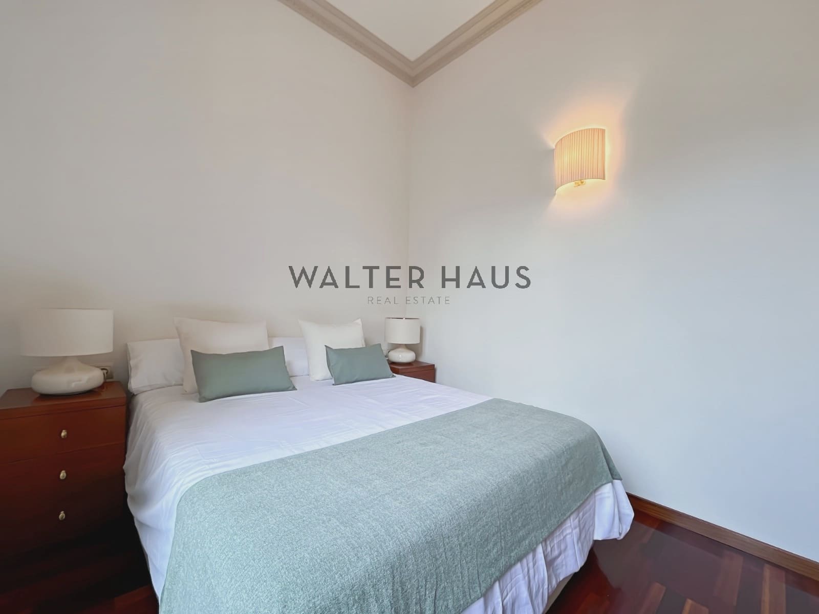 Piso de 2 habitaciones en Barcelona ciudad en alquiler - 2.800 € (Ref: 8506848)