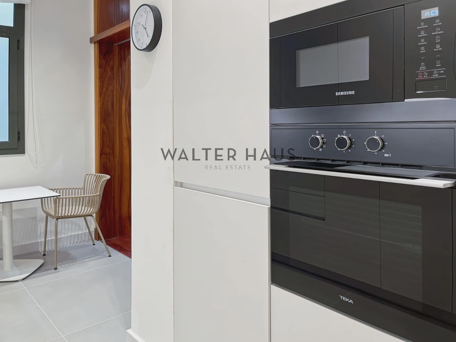 Piso de 2 habitaciones en Barcelona ciudad en alquiler - 2.800 € (Ref: 8506848)