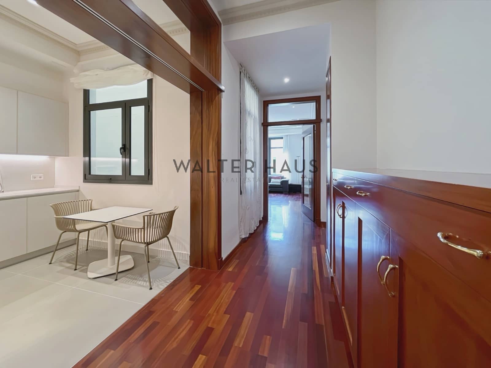 Piso de 2 habitaciones en Barcelona ciudad en alquiler - 2.800 € (Ref: 8506848)