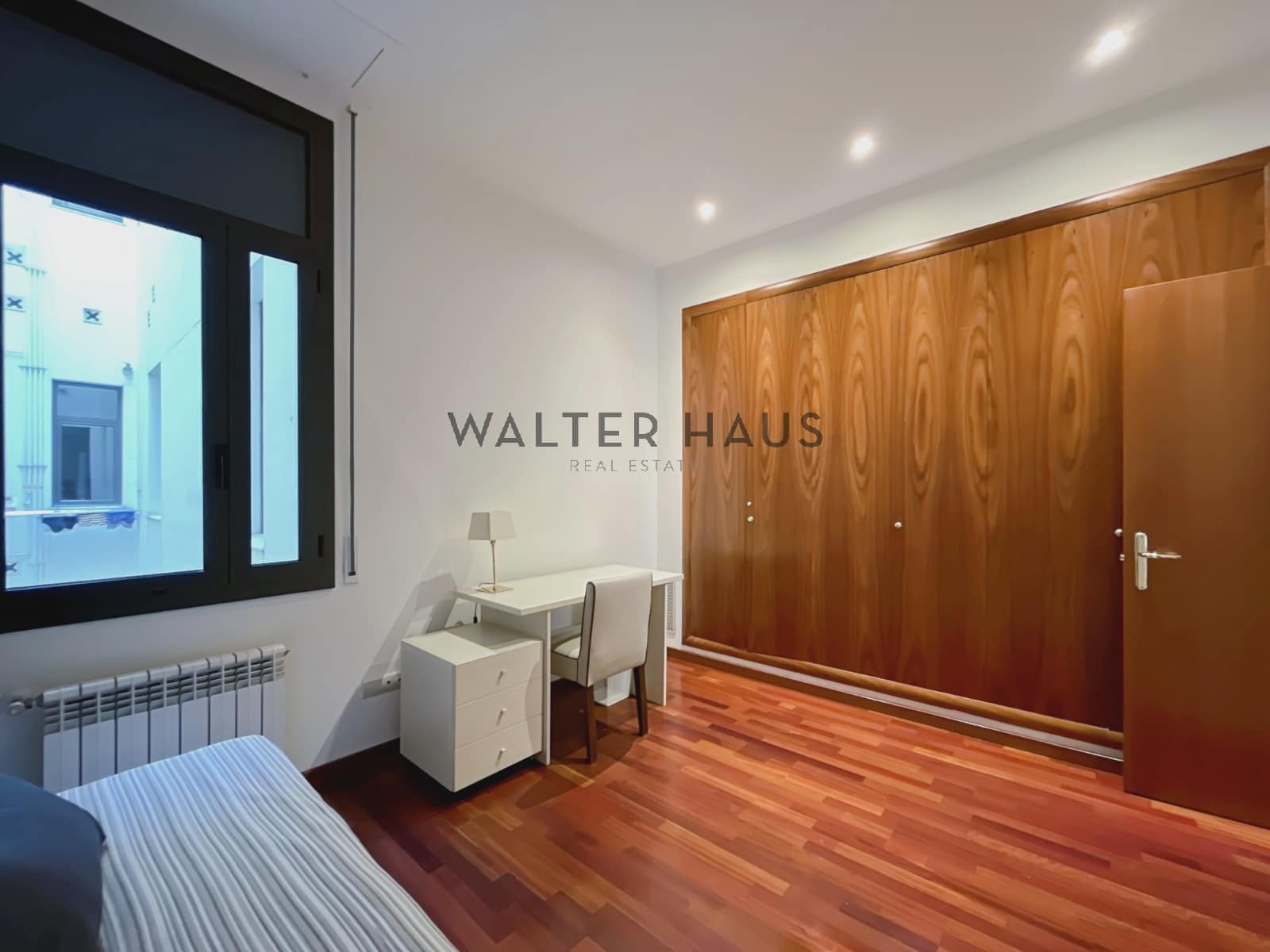 Piso de 2 habitaciones en Barcelona ciudad en alquiler - 2.800 € (Ref: 8506848)