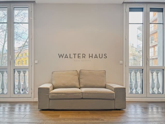 3 soverom Leilighet til leie i La Dreta de L'Eixample, Barcelona by - € 2 600 (Ref: 8524628)