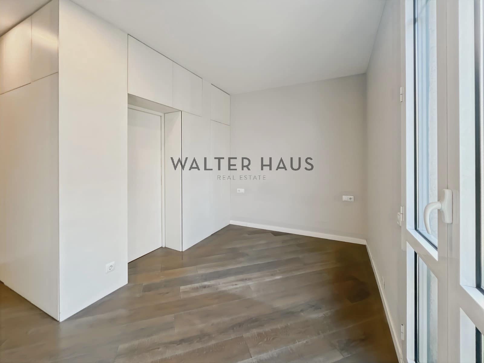 3 slaapkamer Flat te huur in Barcelona stad - € 2.600 (Ref: 8524628)