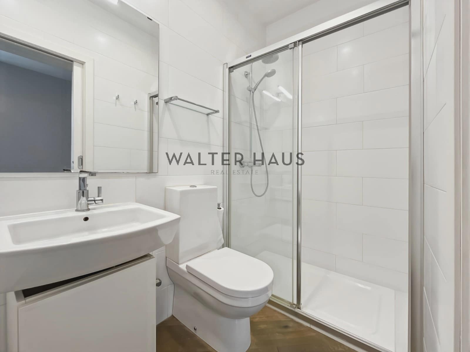 3 slaapkamer Flat te huur in Barcelona stad - € 2.600 (Ref: 8524628)
