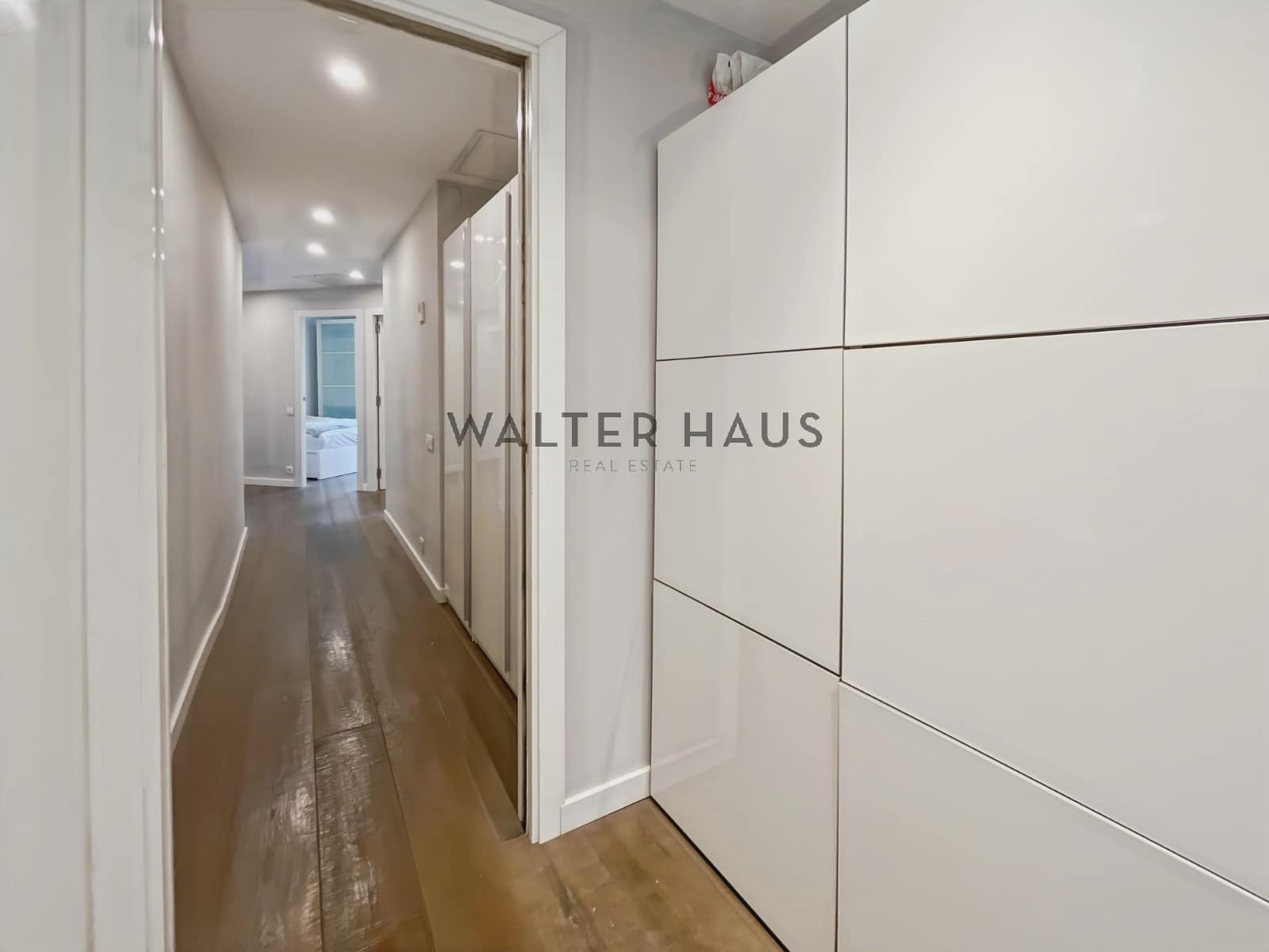 3 slaapkamer Flat te huur in Barcelona stad - € 2.600 (Ref: 8524628)