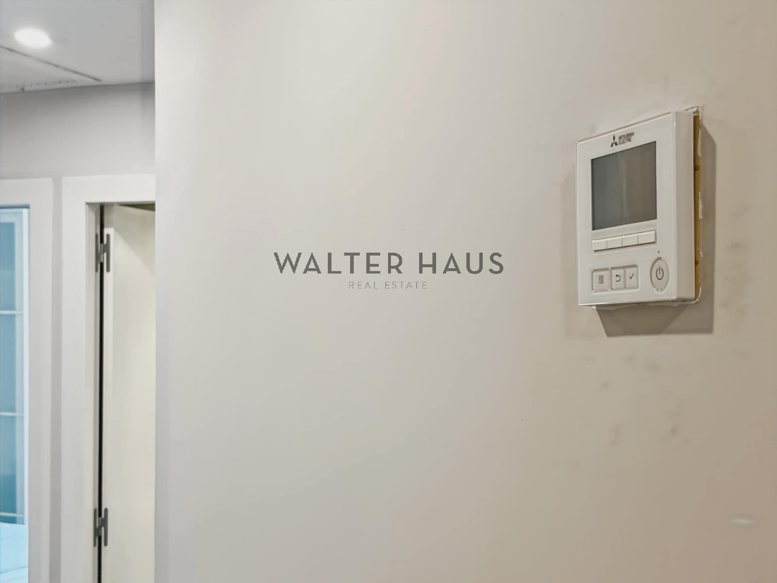 3 slaapkamer Flat te huur in Barcelona stad - € 2.600 (Ref: 8524628)