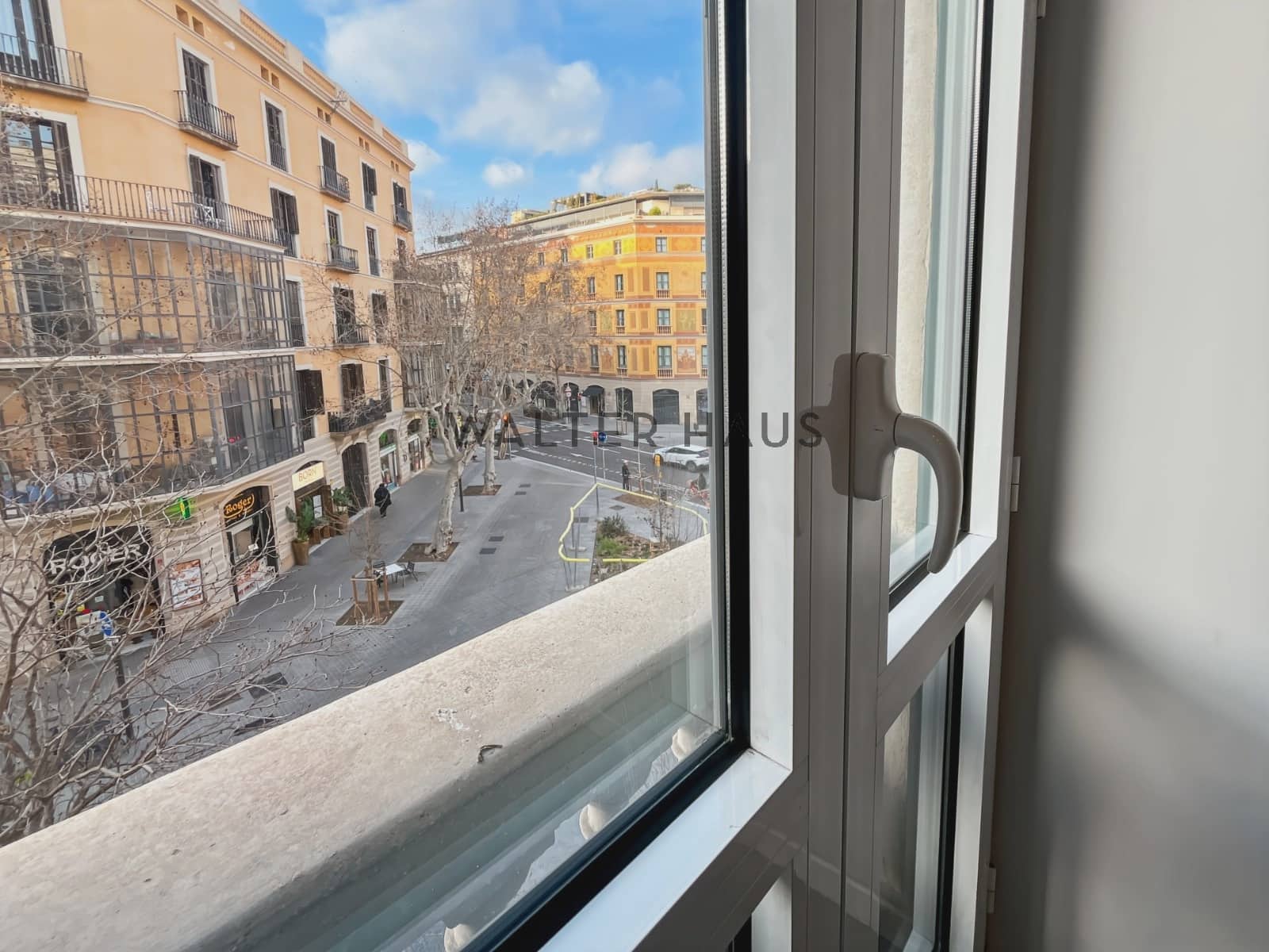 3 slaapkamer Flat te huur in Barcelona stad - € 2.600 (Ref: 8524628)