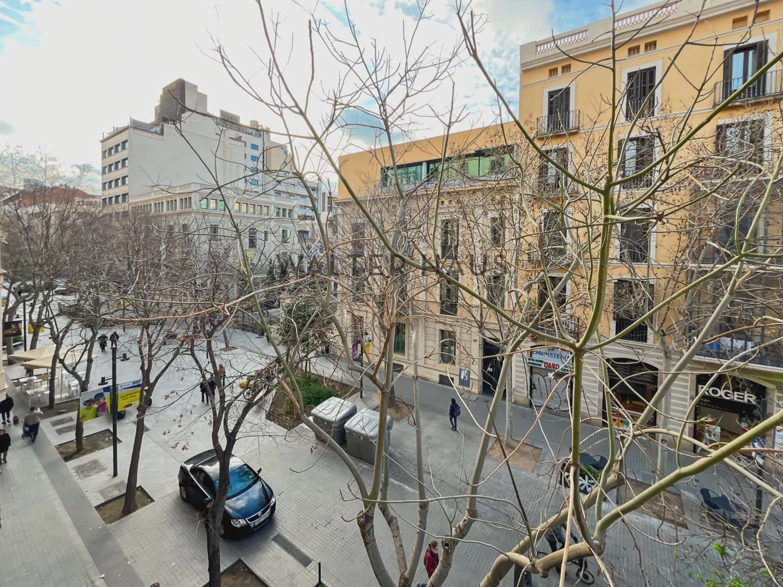 3 slaapkamer Flat te huur in Barcelona stad - € 2.600 (Ref: 8524628)