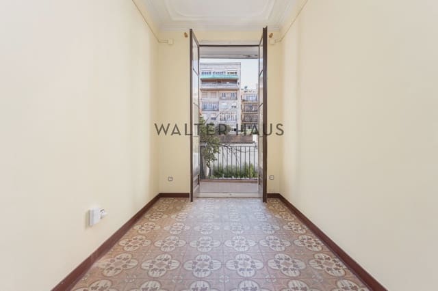 4 soverom Leilighet til salgs i La Dreta de L'Eixample, Barcelona by med svømmebasseng - € 720 000 (Ref: 8531252)