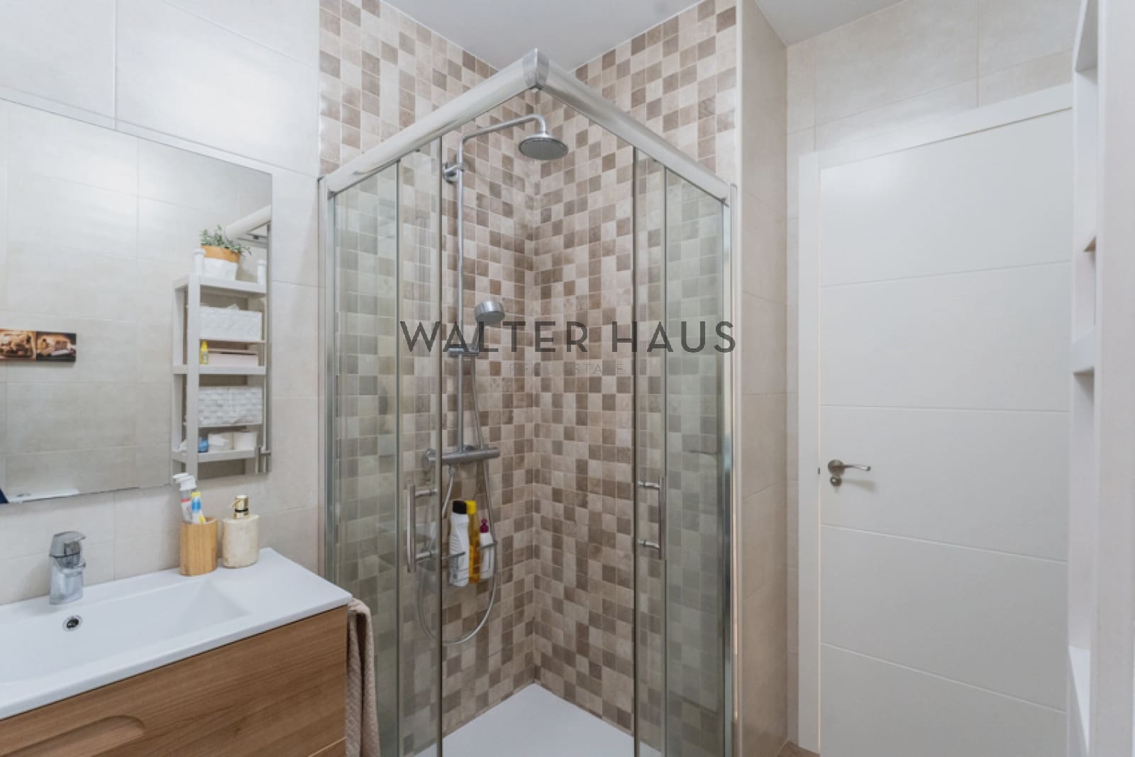 3 soveværelse Lejlighed til salg i Madrid by - € 1.200.000 (Ref: 8546445)