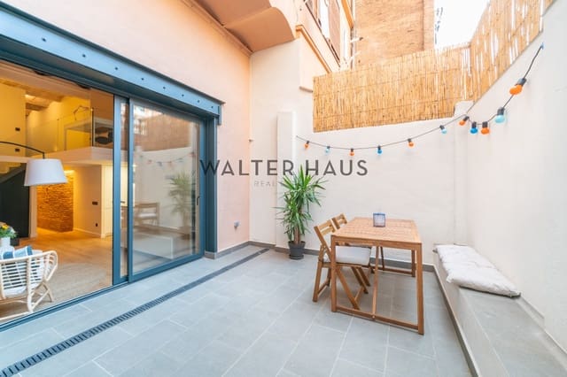 3 slaapkamer Appartement te koop in El Poblenou, Barcelona stad - € 790.000 (Ref: 8547958)