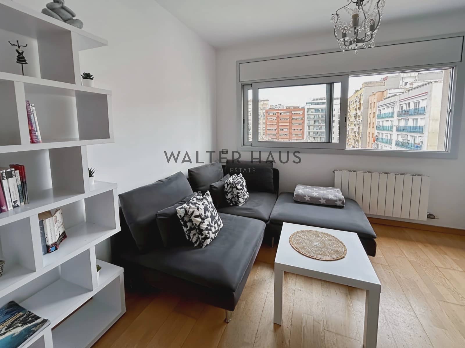 3 sovrum Lägenhet att hyra i Barcelona stad - 2 000 € (Ref: 8558174)
