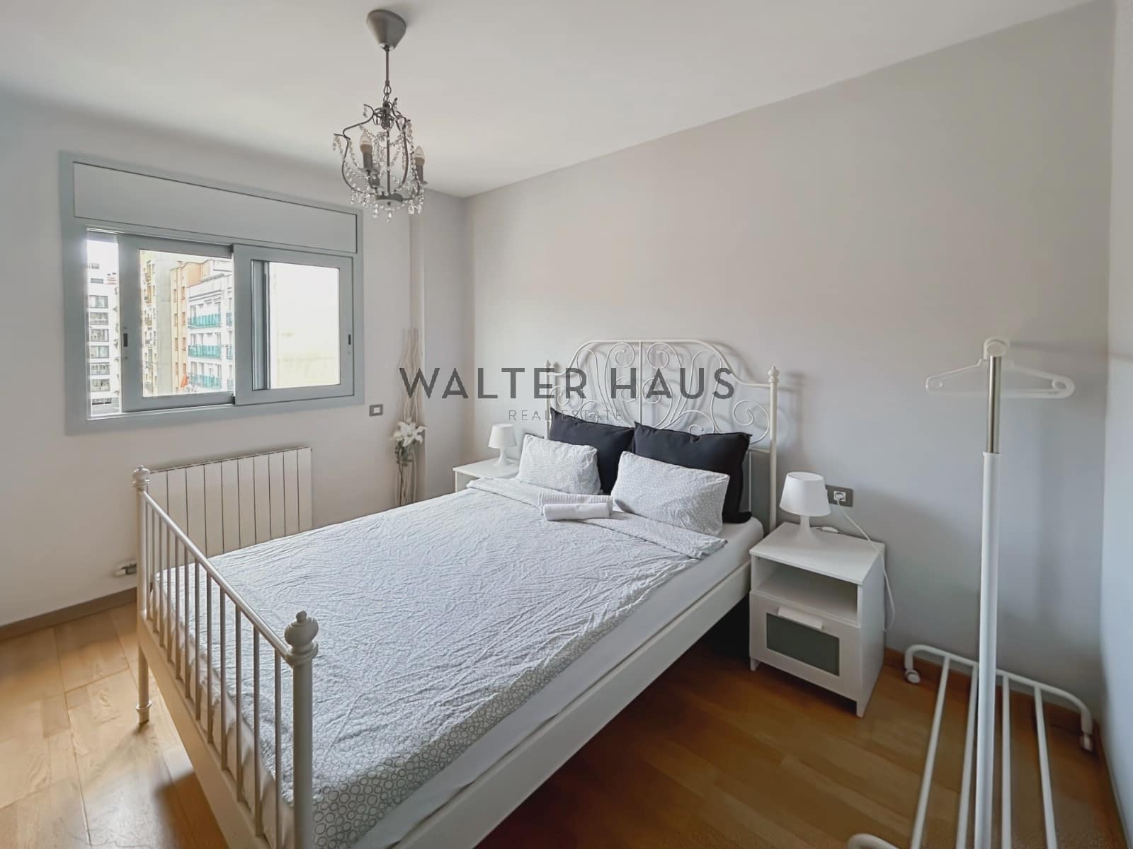 3 sovrum Lägenhet att hyra i Barcelona stad - 2 000 € (Ref: 8558174)