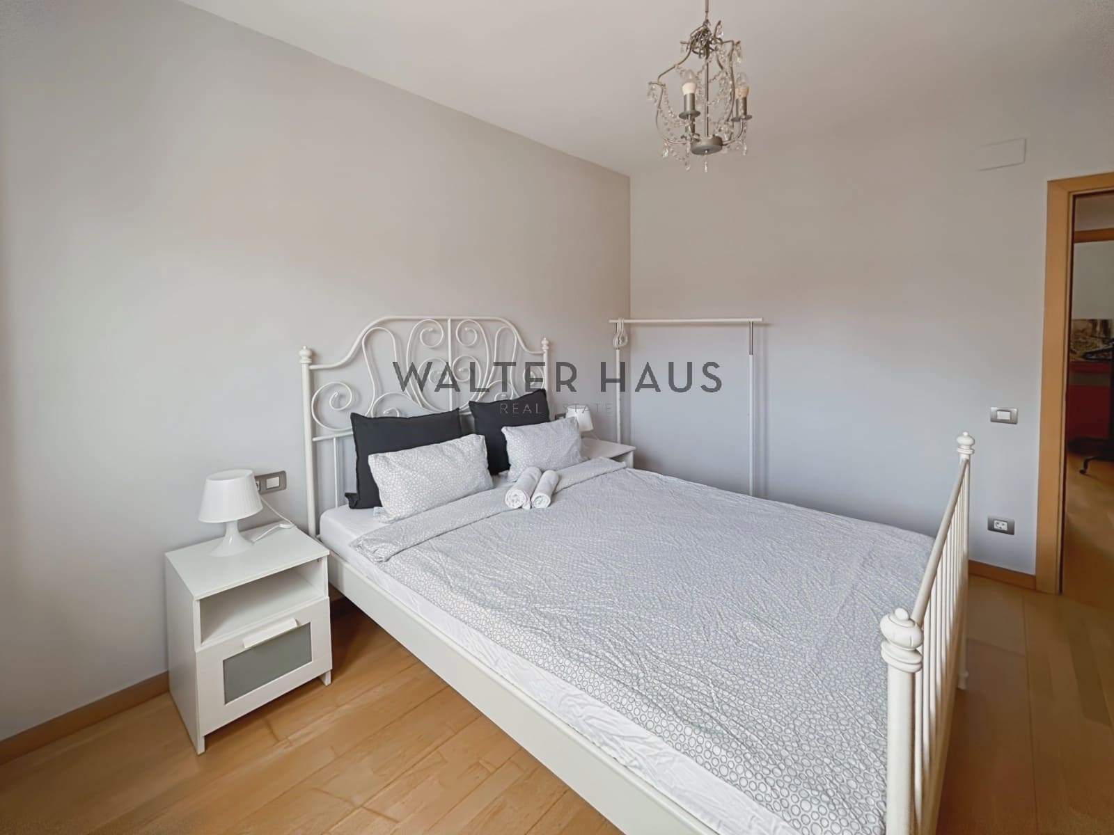 3 sovrum Lägenhet att hyra i Barcelona stad - 2 000 € (Ref: 8558174)