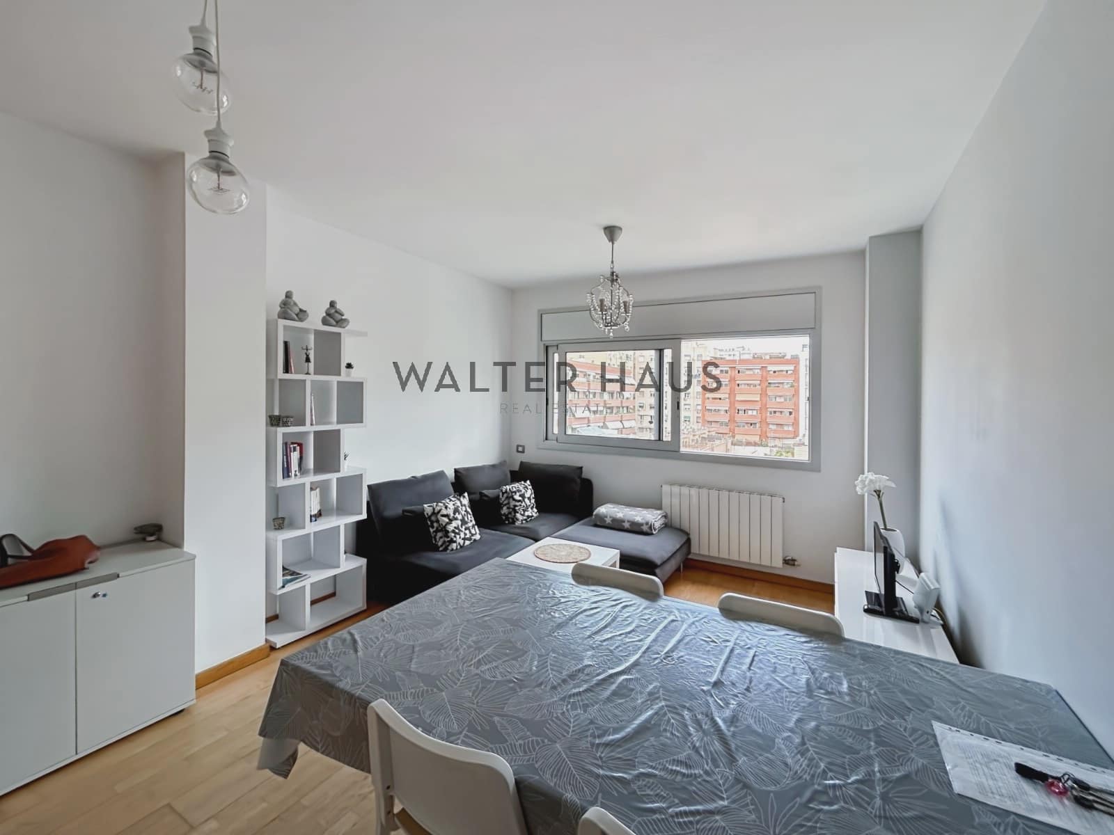 3 sovrum Lägenhet att hyra i Barcelona stad - 2 000 € (Ref: 8558174)