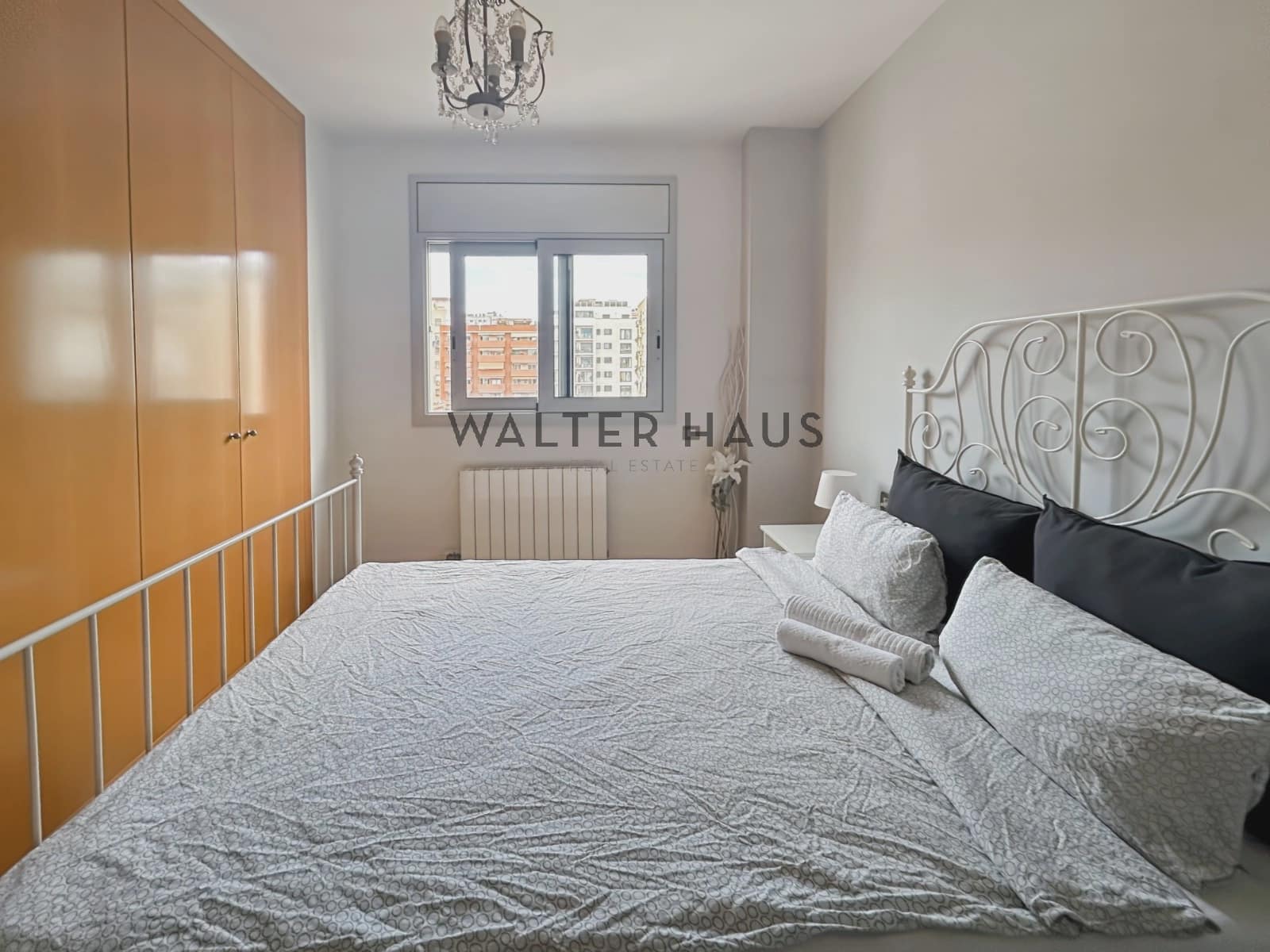 3 sovrum Lägenhet att hyra i Barcelona stad - 2 000 € (Ref: 8558174)