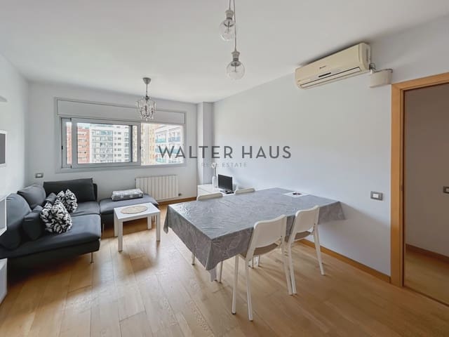 3 soveværelse Lejlighed til leje i El Poblenou, Barcelona by - € 2.000 (Ref: 8558174)