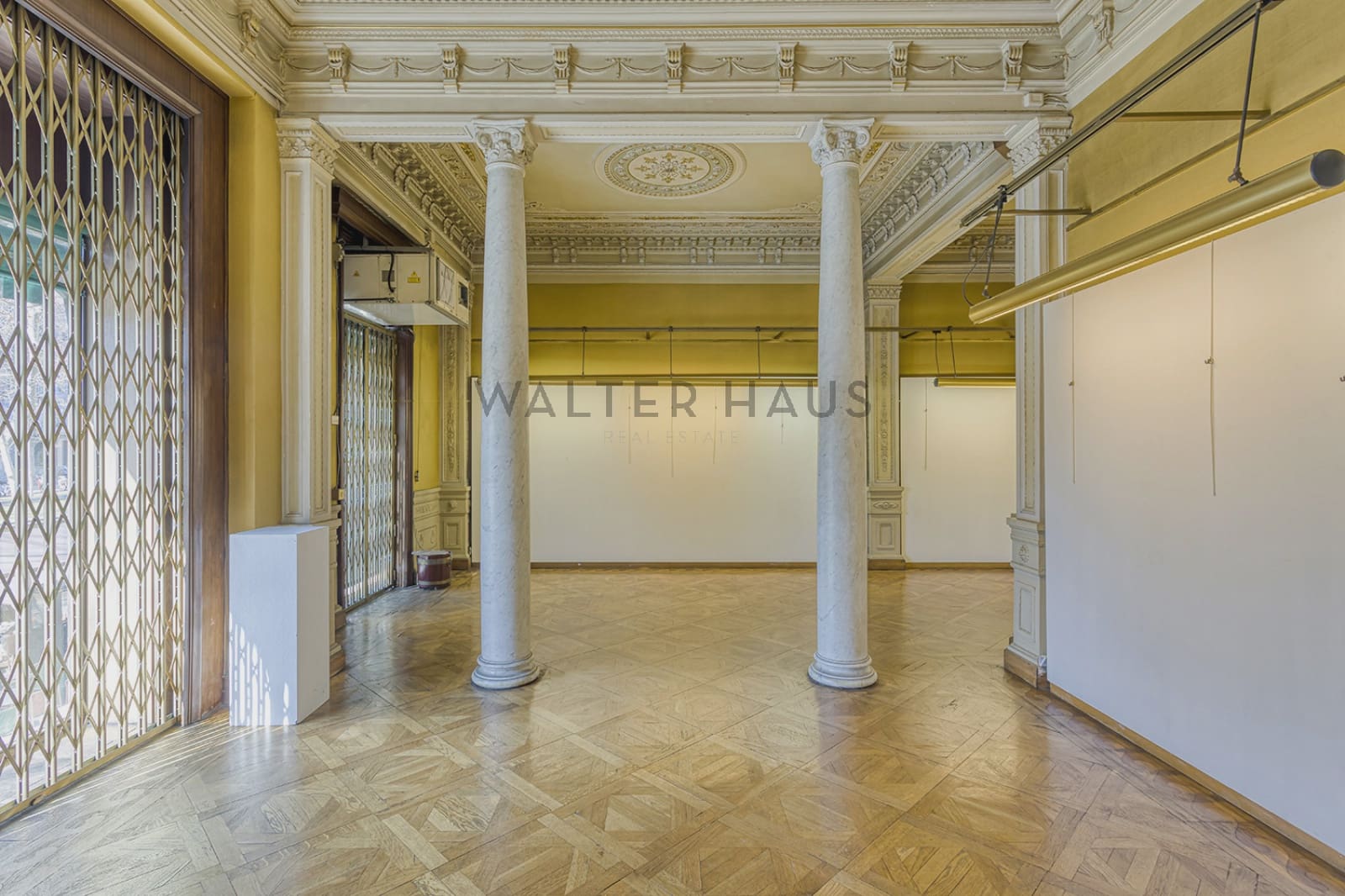 Erhverv til leje i Barcelona by - € 20.000 (Ref: 8560527)