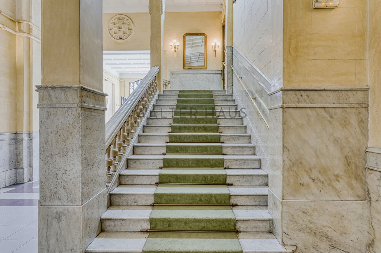 Erhverv til leje i Barcelona by - € 20.000 (Ref: 8560527)