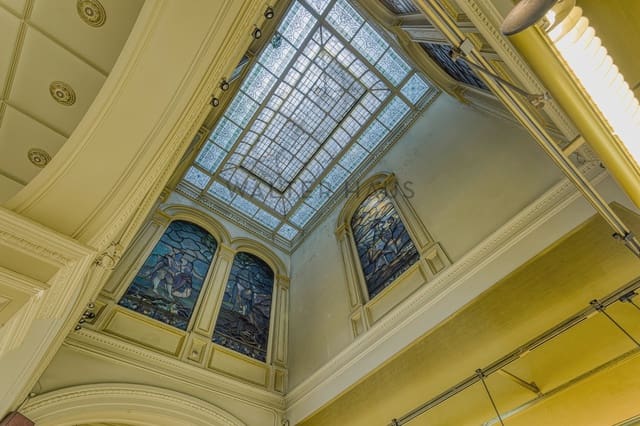 Commercial for rent in La Vila de Gràcia, Barcelona city - € 20,000 (Ref: 8560527)