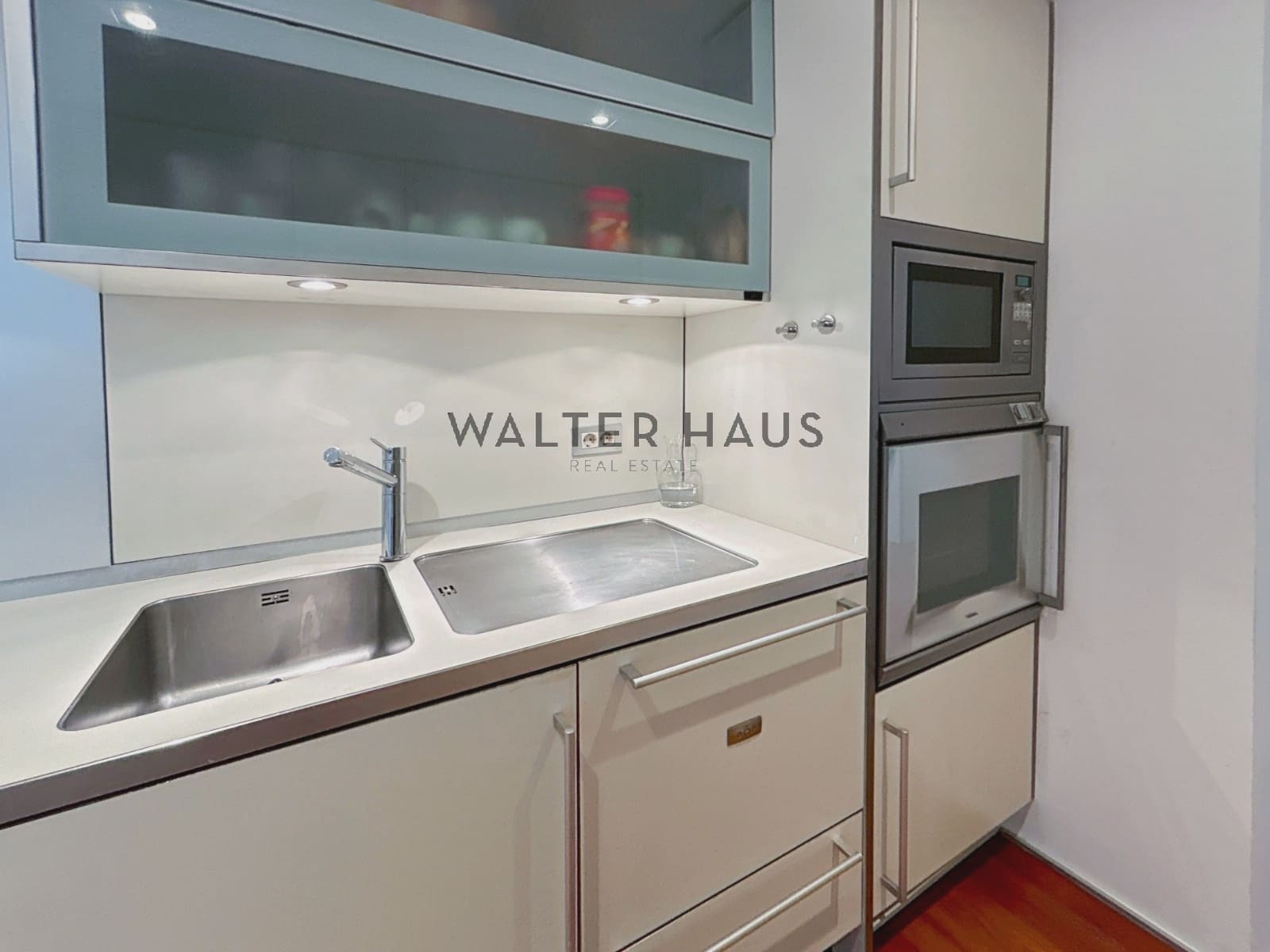 Appartement de 1 chambre à louer à Barcelone ville - 2 400 € (Ref: 8560543)