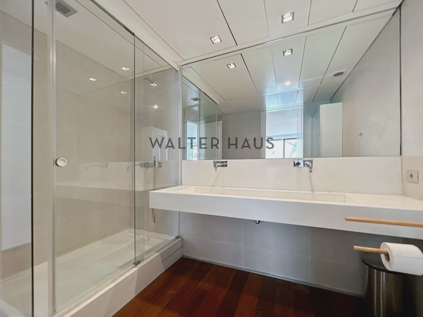 Appartement de 1 chambre à louer à Barcelone ville - 2 400 € (Ref: 8560543)