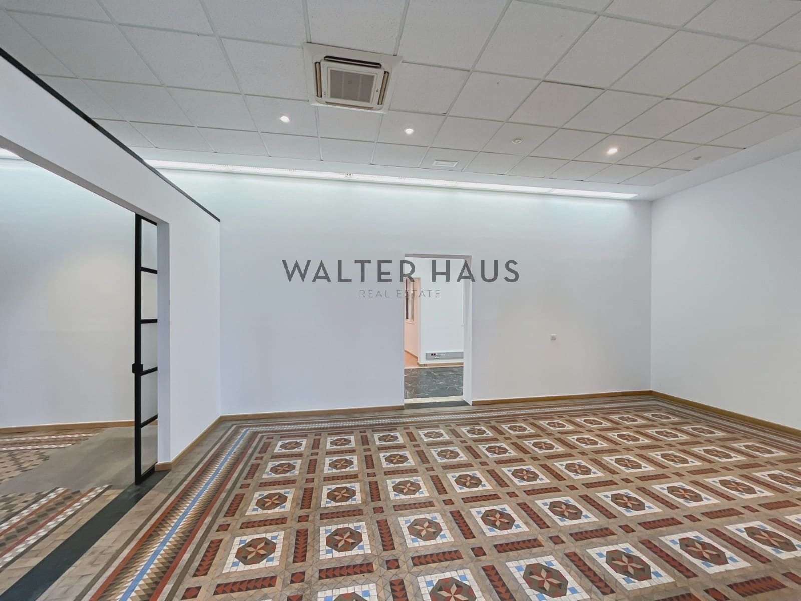 4 soveværelse Kontor til leje i Barcelona by - € 4.647 (Ref: 8560551)