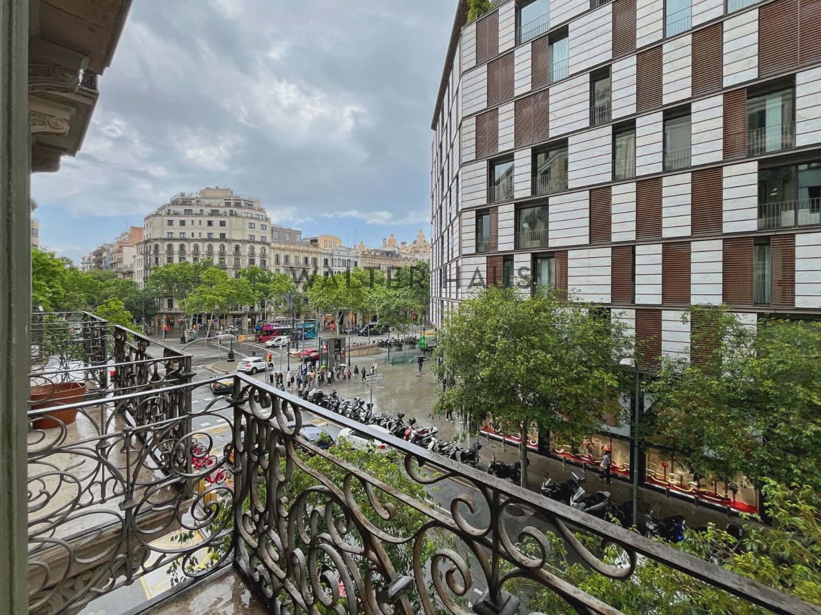 4 soveværelse Kontor til leje i Barcelona by - € 4.647 (Ref: 8560551)