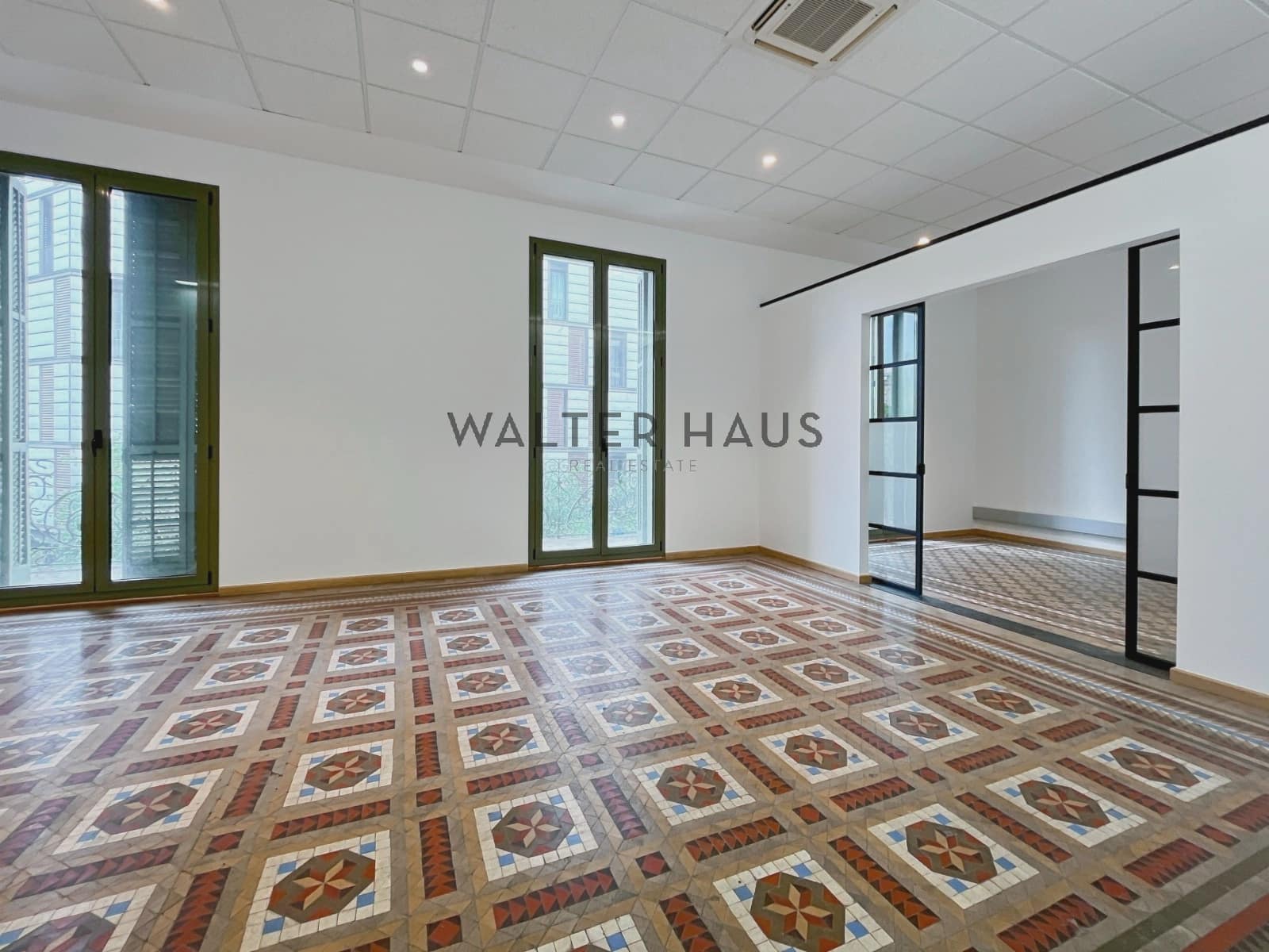 4 soveværelse Kontor til leje i Barcelona by - € 4.647 (Ref: 8560551)