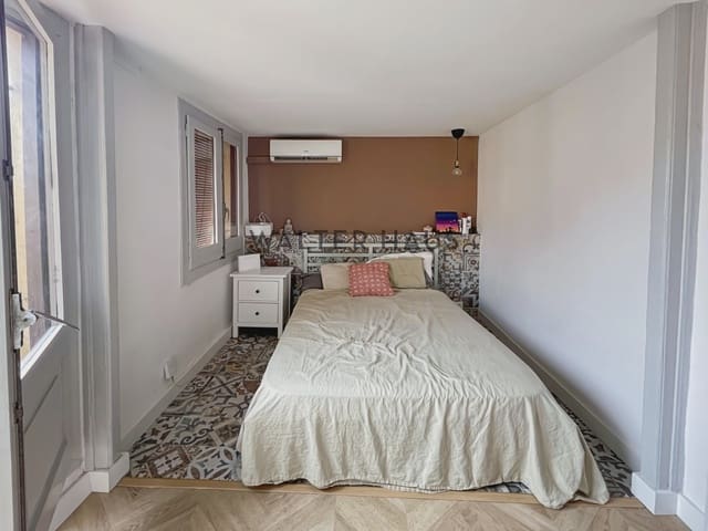 2 soveværelse Lejlighed til leje i Sant Pere, Santa Caterina i La Ribera, Barcelona by - € 1.800 (Ref: 8567136)