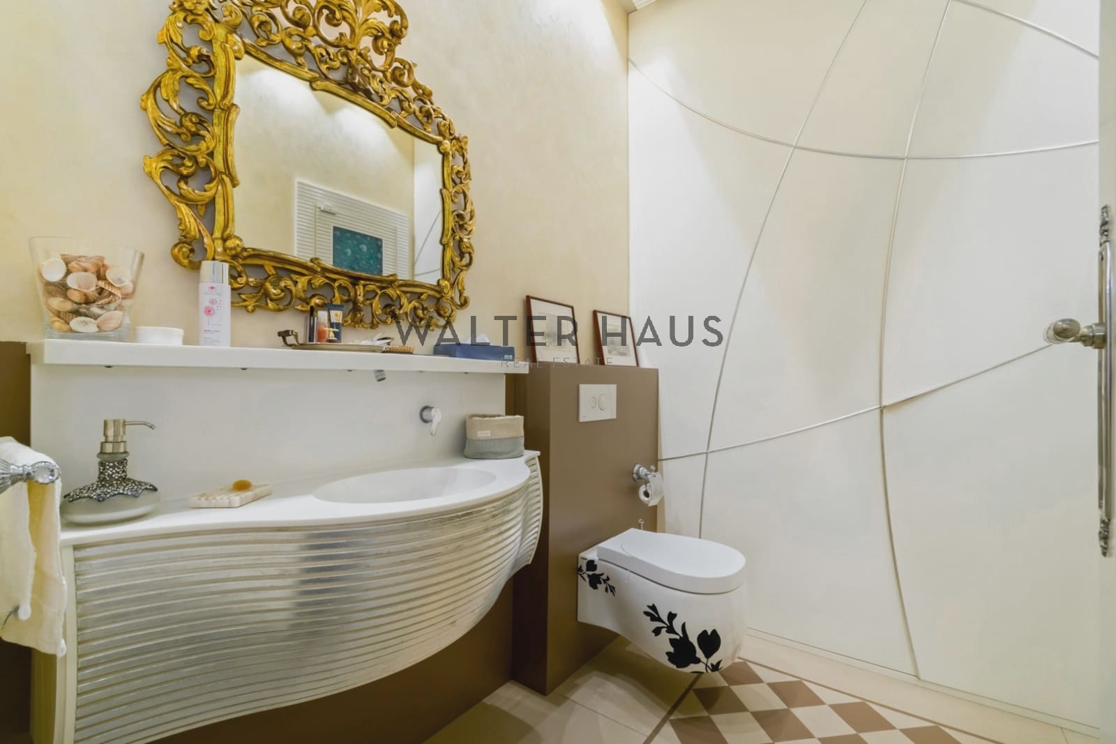 2 soveværelse Lejlighed til salg i Barcelona by - € 1.800.000 (Ref: 8580956)