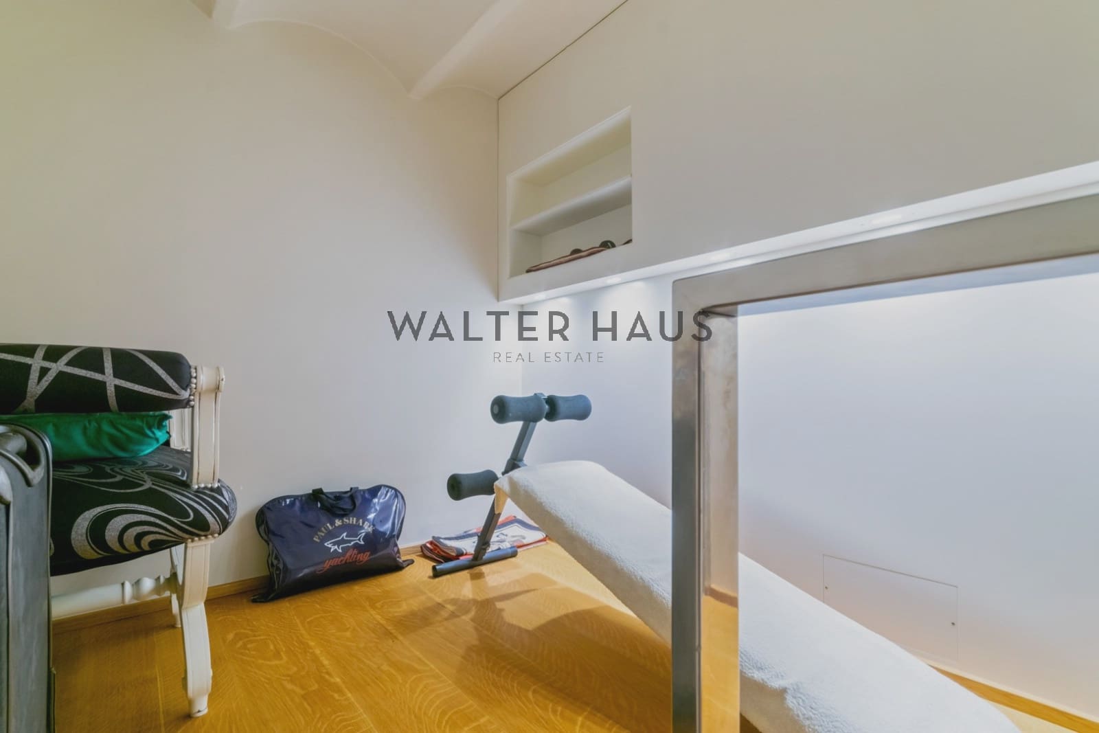 2 soveværelse Lejlighed til salg i Barcelona by - € 1.800.000 (Ref: 8580956)