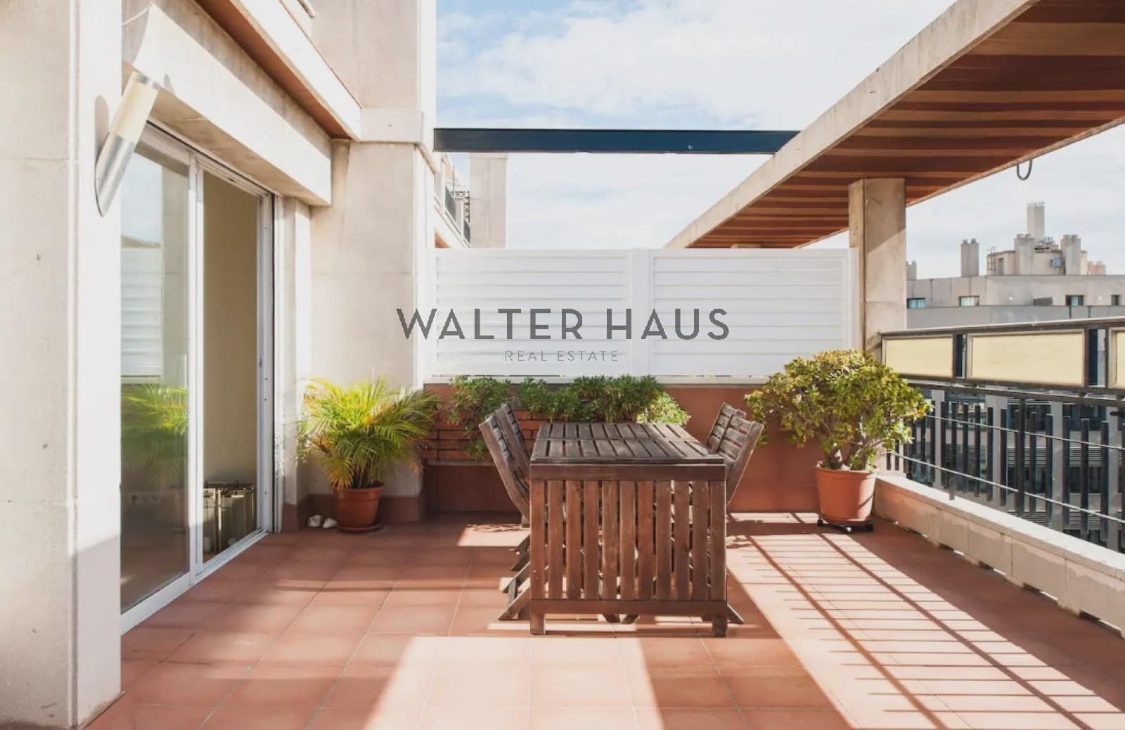 2 soveværelse Penthouse til salg i Barcelona by med swimmingpool - € 580.000 (Ref: 8592543)