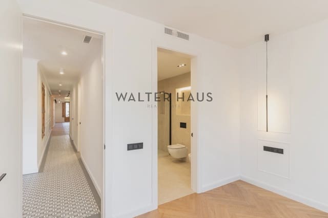 3 sovrum Lägenhet till salu i Sant Antoni, Barcelona stad med pool - 849 000 € (Ref: 8600733)