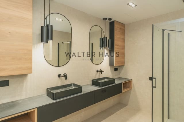 3 sovrum Lägenhet till salu i Sant Antoni, Barcelona stad med pool - 849 000 € (Ref: 8600733)