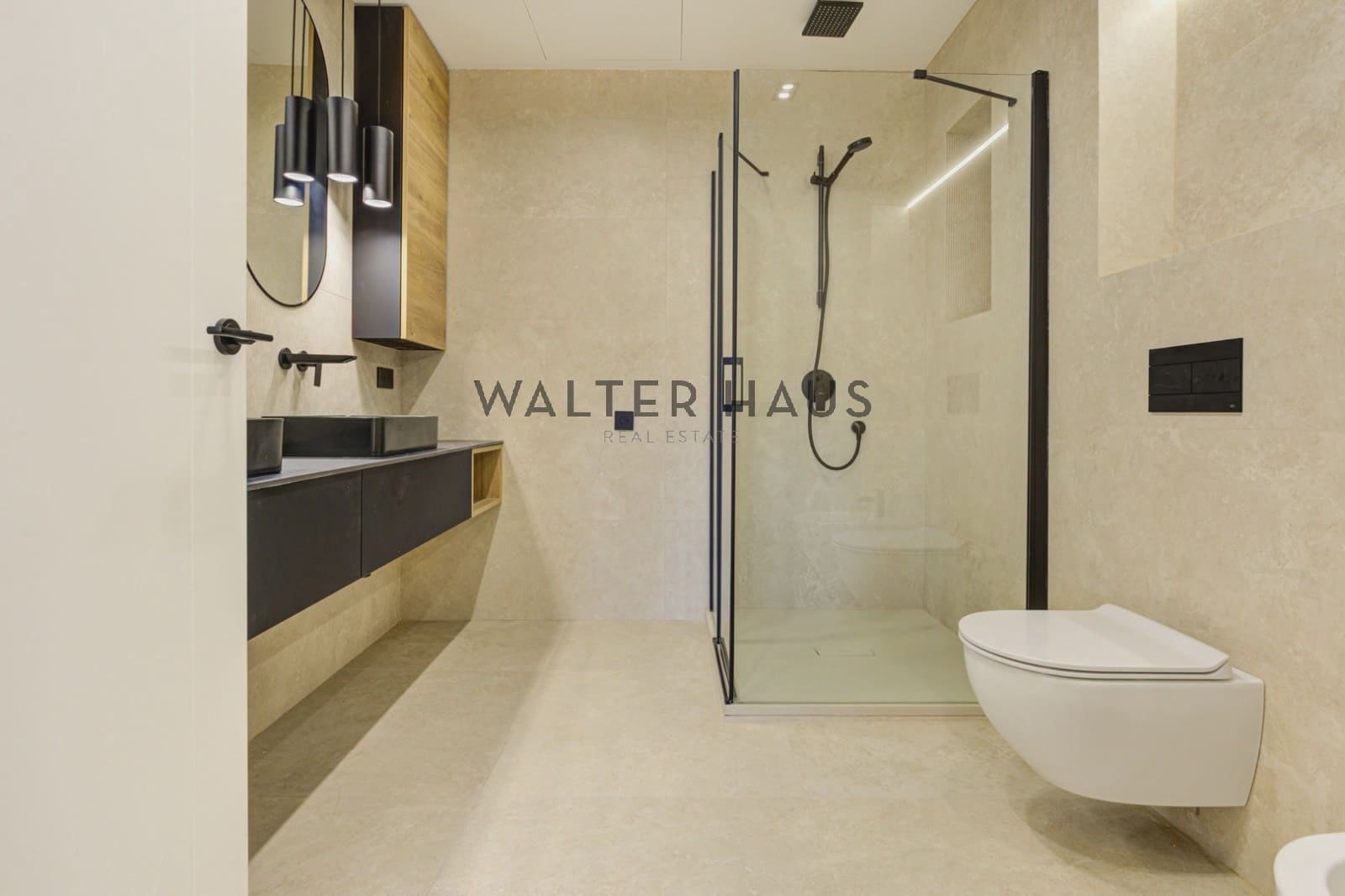 3 soveværelse Lejlighed til salg i Barcelona by med swimmingpool - € 829.000 (Ref: 8600733)