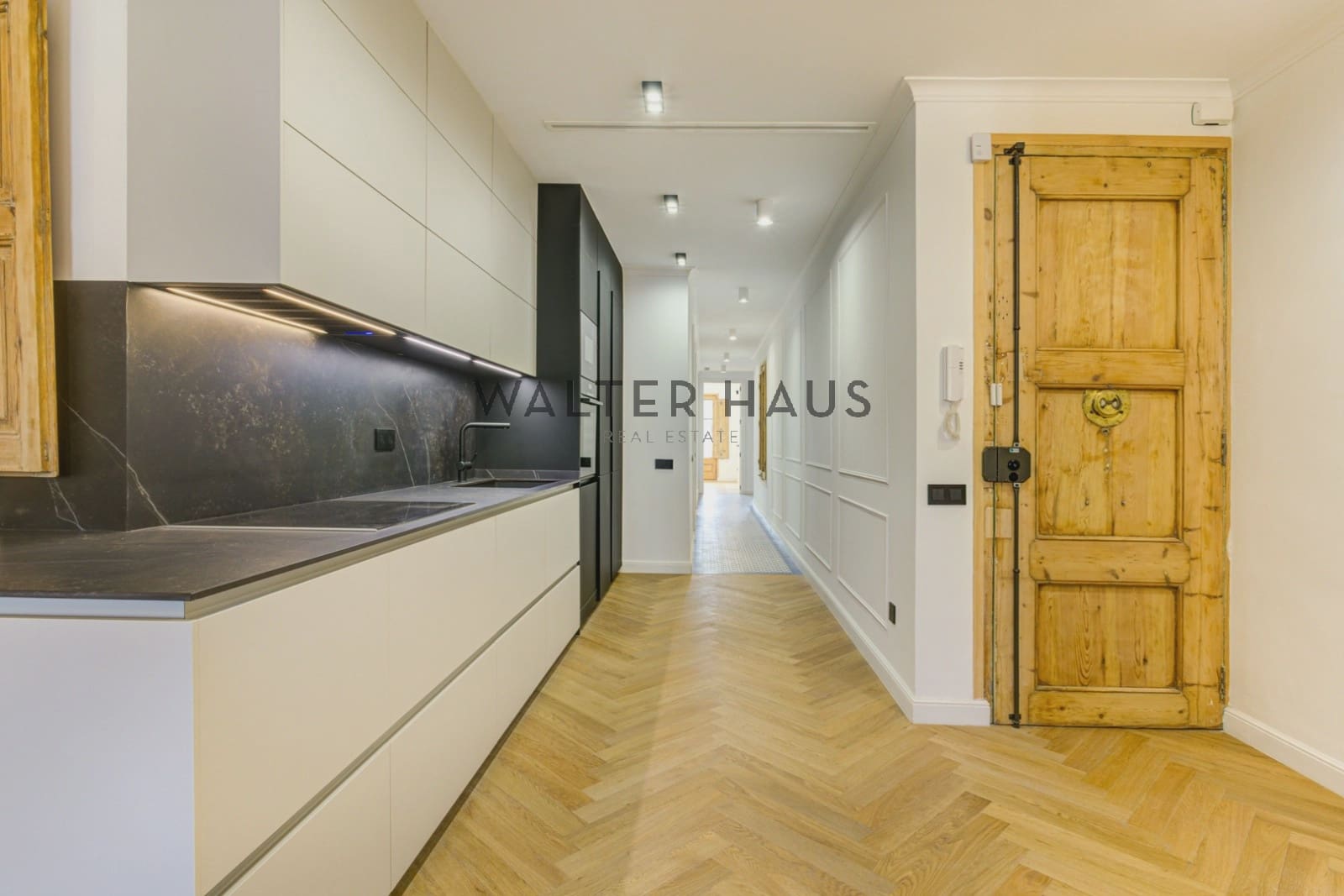 3 soveværelse Lejlighed til salg i Barcelona by med swimmingpool - € 829.000 (Ref: 8600733)