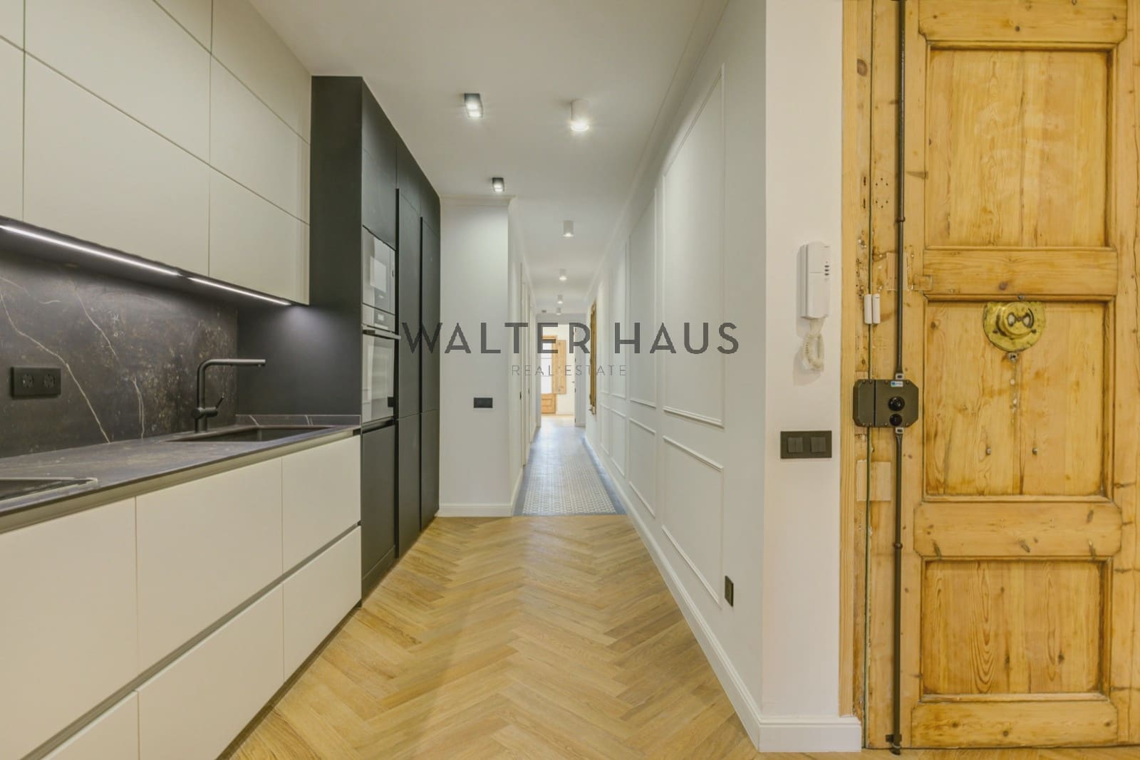 3 soveværelse Lejlighed til salg i Barcelona by med swimmingpool - € 829.000 (Ref: 8600733)