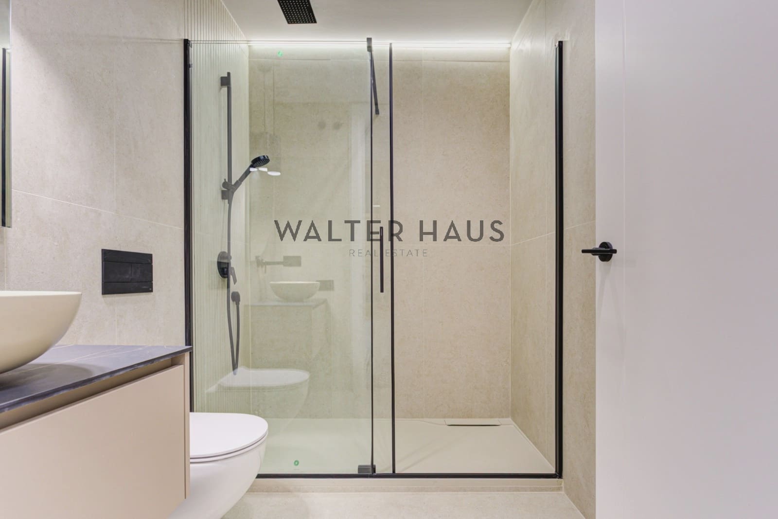 3 soveværelse Lejlighed til salg i Barcelona by med swimmingpool - € 829.000 (Ref: 8600733)