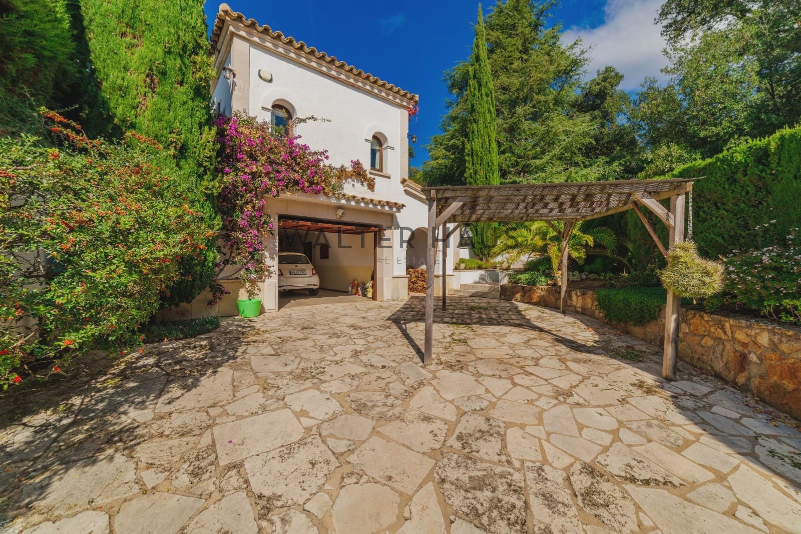 4 bedroom Villa for sale in Platja d'Aro with pool - € 2,600,000 (Ref: 8602780)