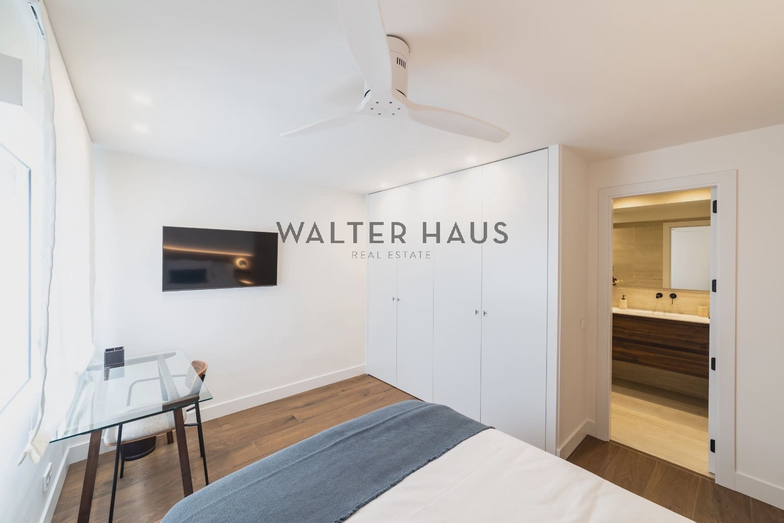 4 quarto Apartamento para arrendar em Madrid cidade com piscina - 6 500 € (Ref: 8613928)